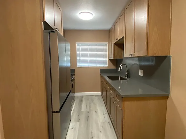 3711 S Normandie Ave #6 — Photo 9