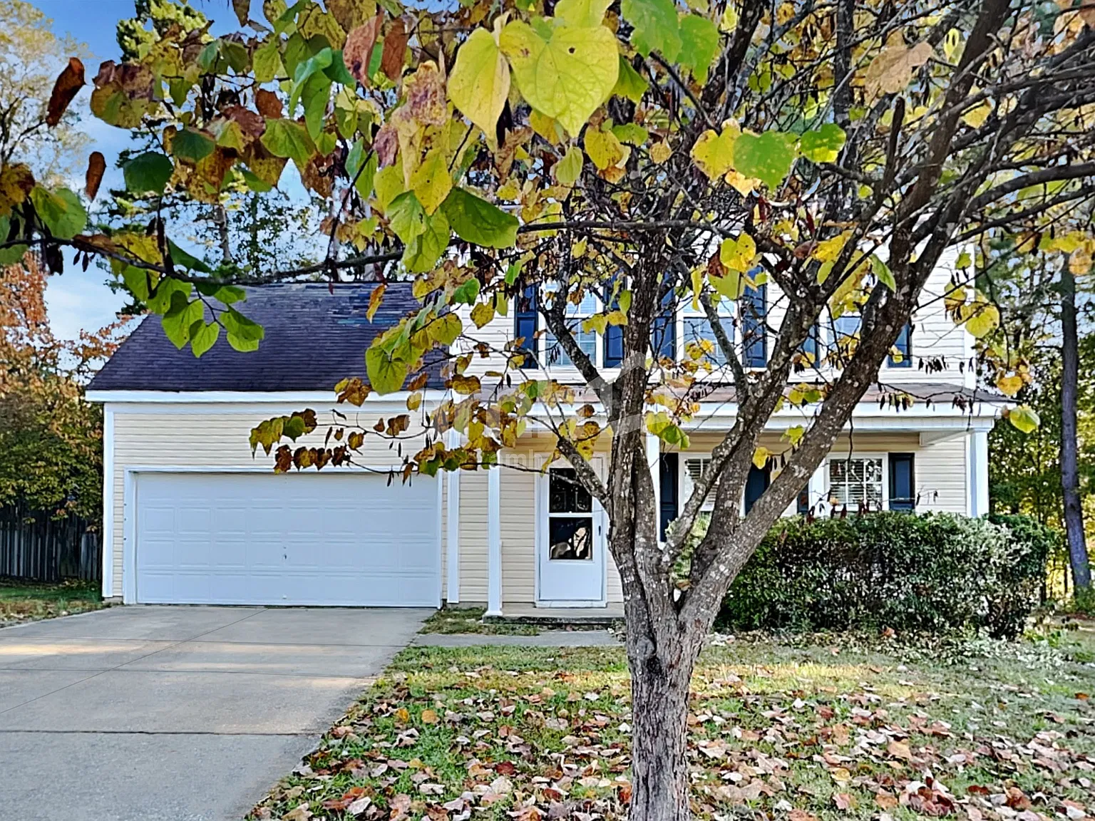3 bed, 2.5 bath, 1614 sqft, $1,985 — Photo 1