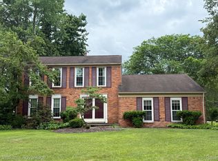 40795 Katie Dr, Novi, MI 48375