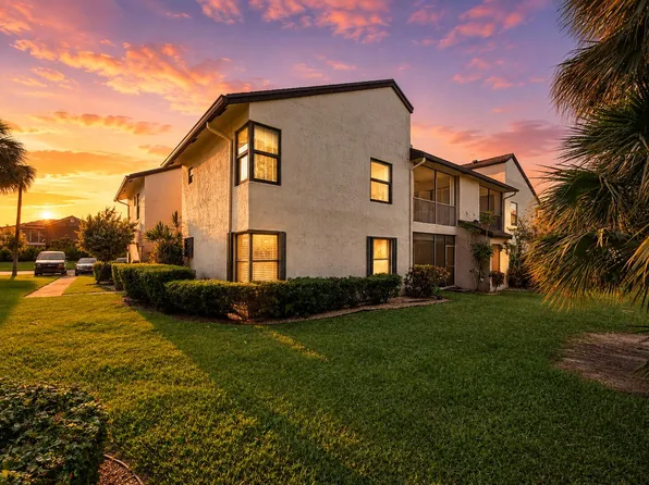 8609 Boca Glades Boulevard W #A, Boca Raton, FL 33434