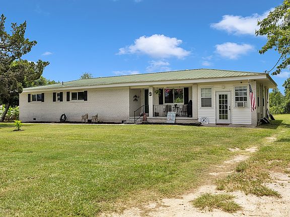 2nd image of 451 Carter Ln