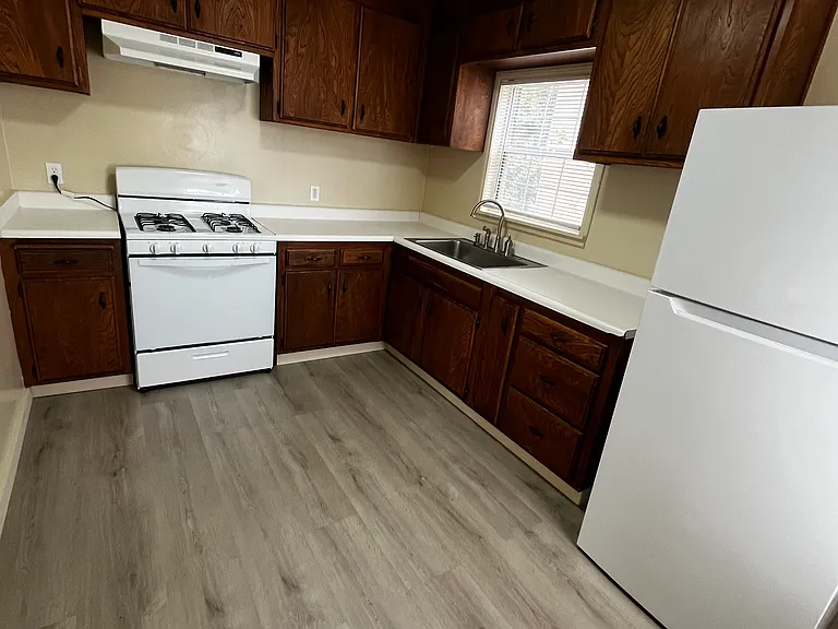 11 B St #15 — Photo 14