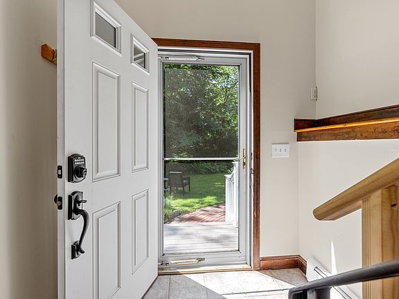 2nd image of 29 Pratt Rd