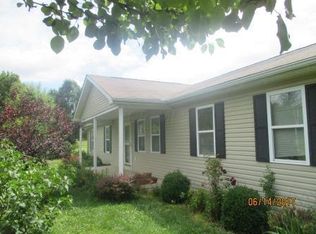 955 Rock Mill Rd NW, Lancaster, OH 43130