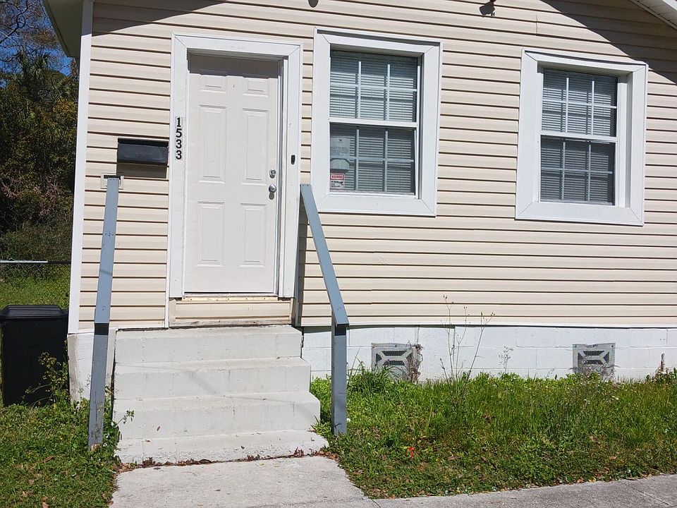 1st image of 1533 W 5TH Street