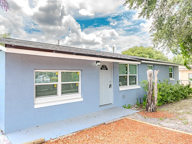 217 Betty Ave — Photo 4