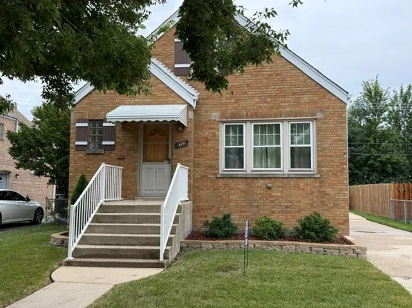 4131 W 70th St, Chicago, IL 60629