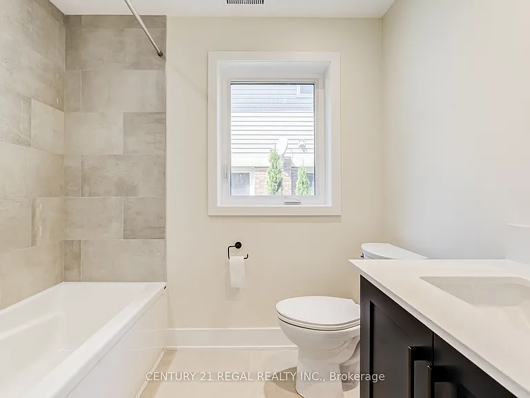 171 Gamma St #2 — Photo 9