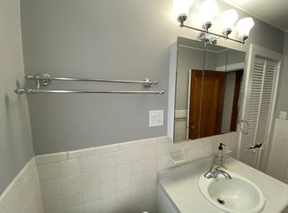 32 Suffolk Ave, Swampscott, MA 01907