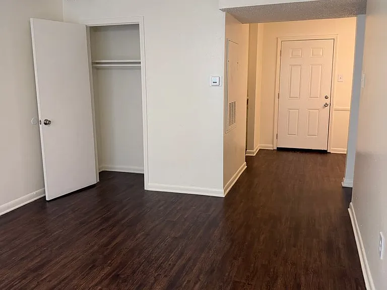 Spanish Oaks — Photo 18