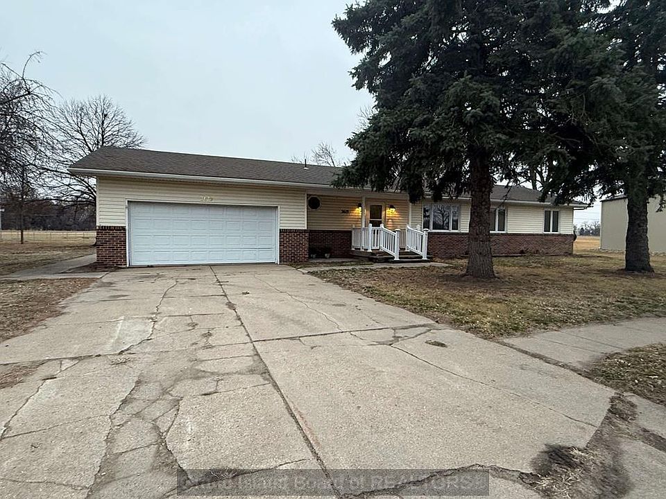 1st image of 3619 Palomino Pl