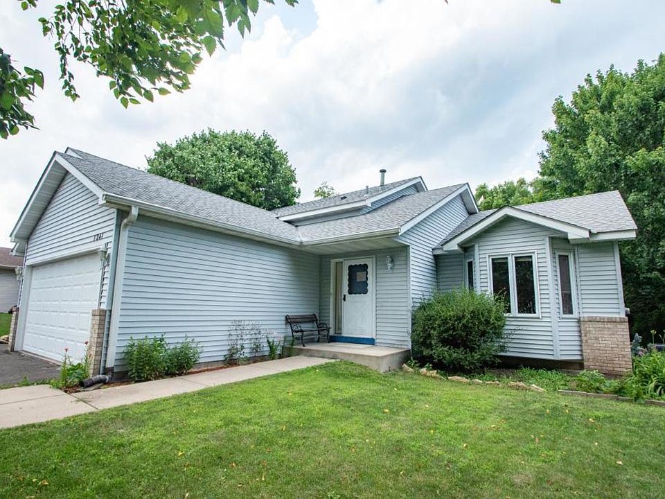1st image of 1241 Frisbie Ave E