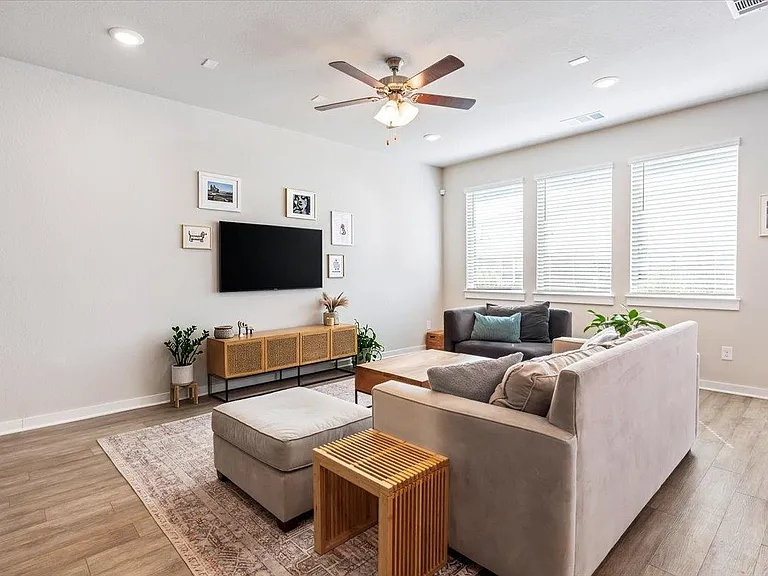 17103B Crane Fly Dr — Photo 12