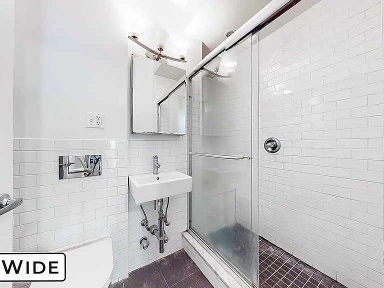 427 E 73rd St #5E — Photo 4