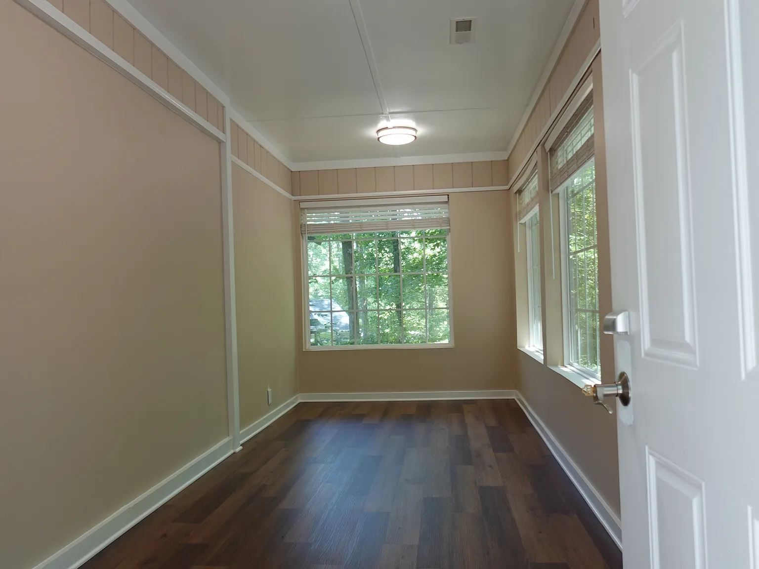 853 Eagles Nest Dr — Photo 3