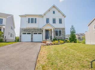 3147 Cavalier Wood Rd, Ellicott City, MD 21042