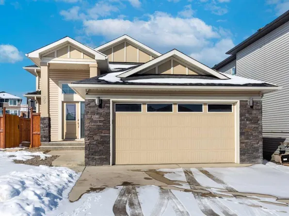35 E Sherview Grv NW, Calgary, AB T3R 0Y4