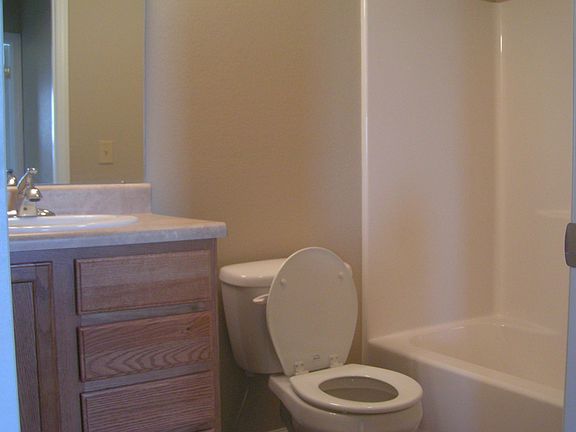 3rd image of 807 Beeson Ct Ste D