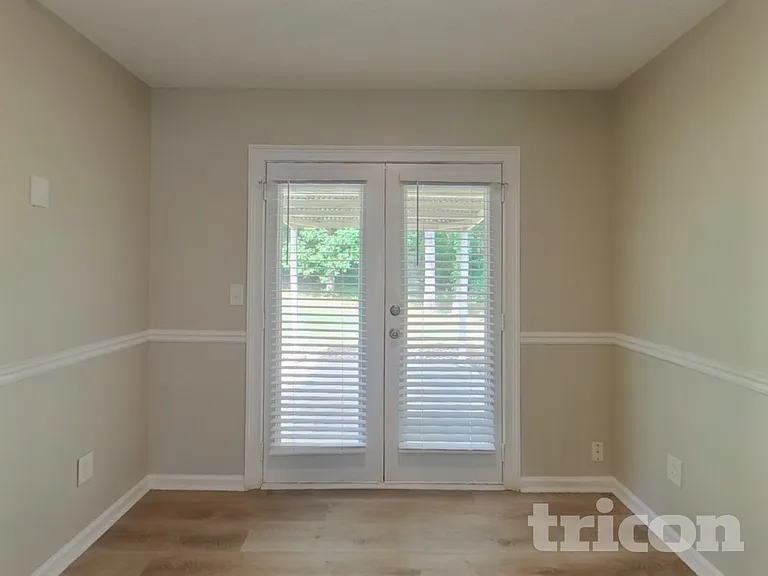 170 Oak Hill Dr — Photo 4