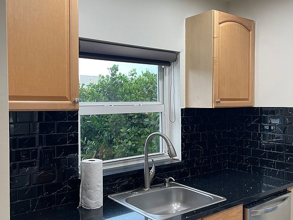 5th image of 1380 SW 20th St #1380