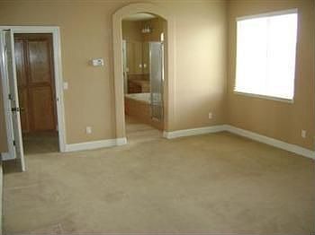 3rd image of 409 Sorrbento Ct