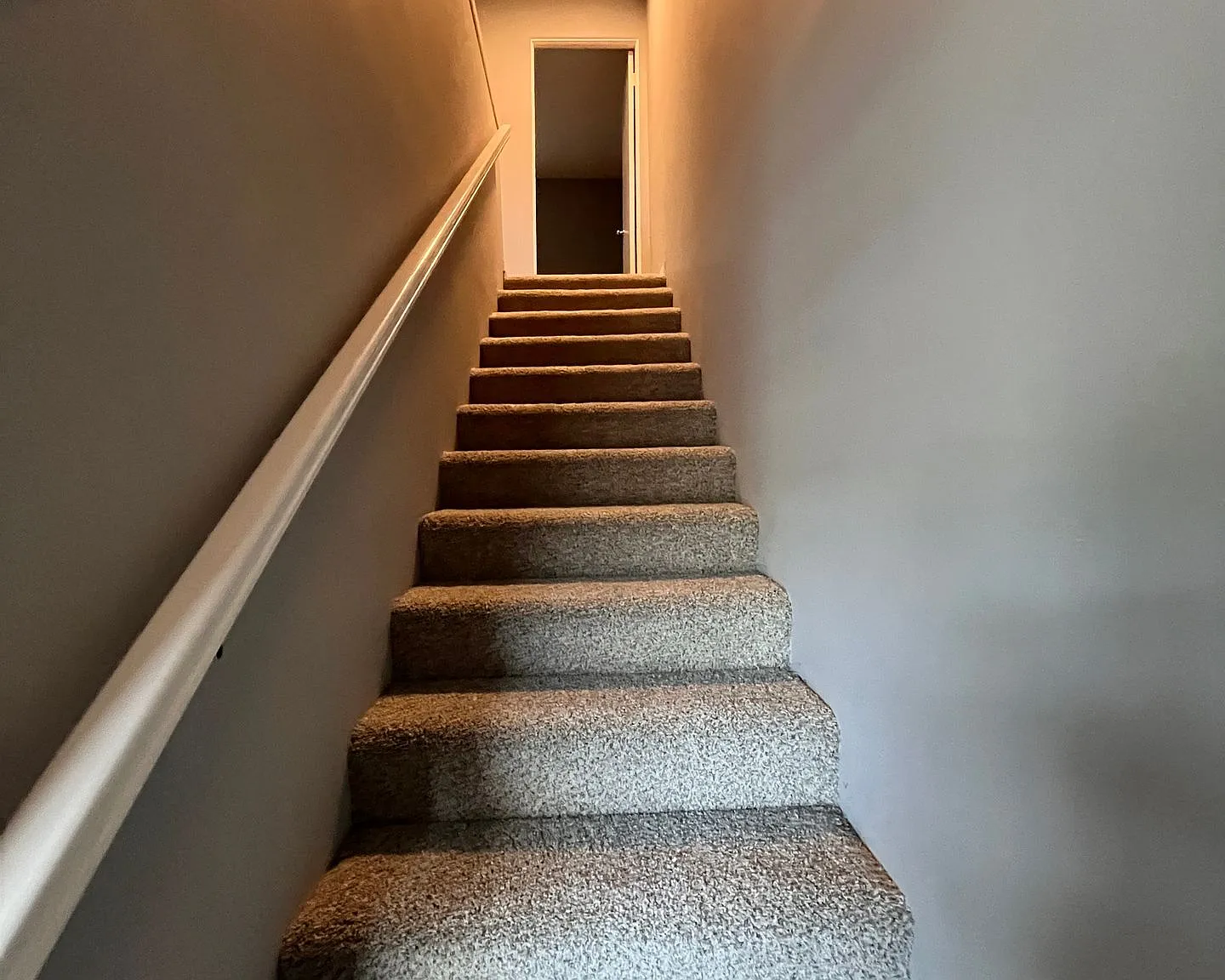Moreland Drive Apartments — Photo 1