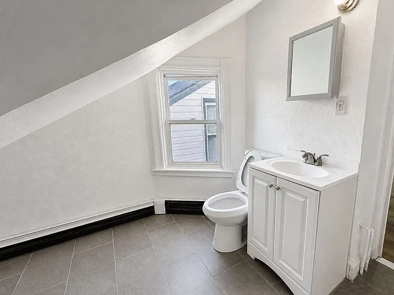 276 Atlantic St #3 — Photo 7