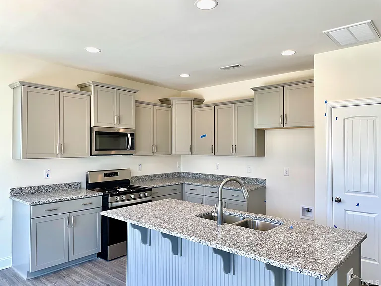 1601 Paperbush Ct — Photo 14