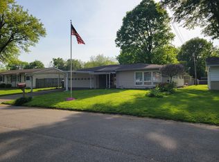 807 S 32nd St, Terre Haute, IN 47803