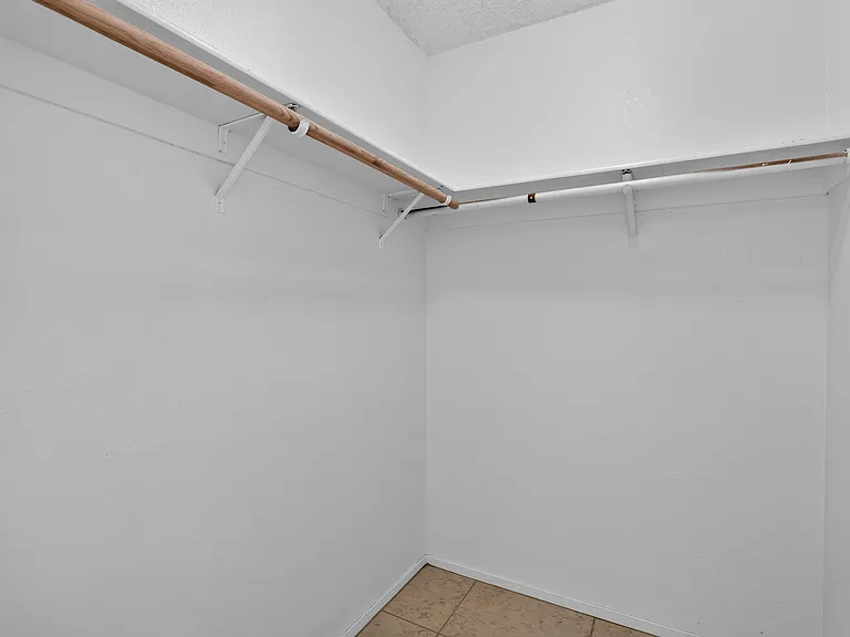 5413 Harmony St — Photo 18