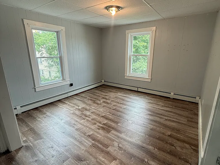 45 Ross St #3 — Photo 3