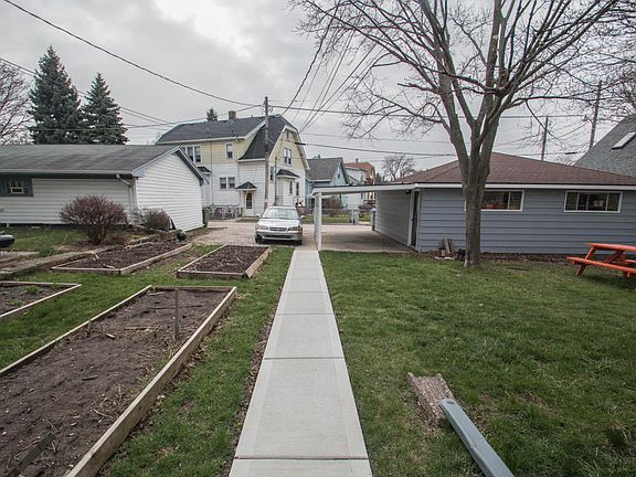 3rd image of 3417 S Kinnickinnic Ave #3419