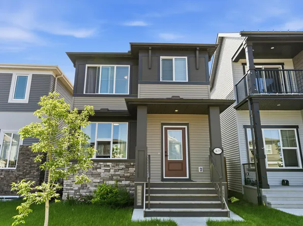 1439 Goodspeed Ln NW, Edmonton, AB T5T 0W2