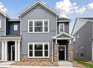 14662 Twin Lakes Cir, Burnsville, MN 55306