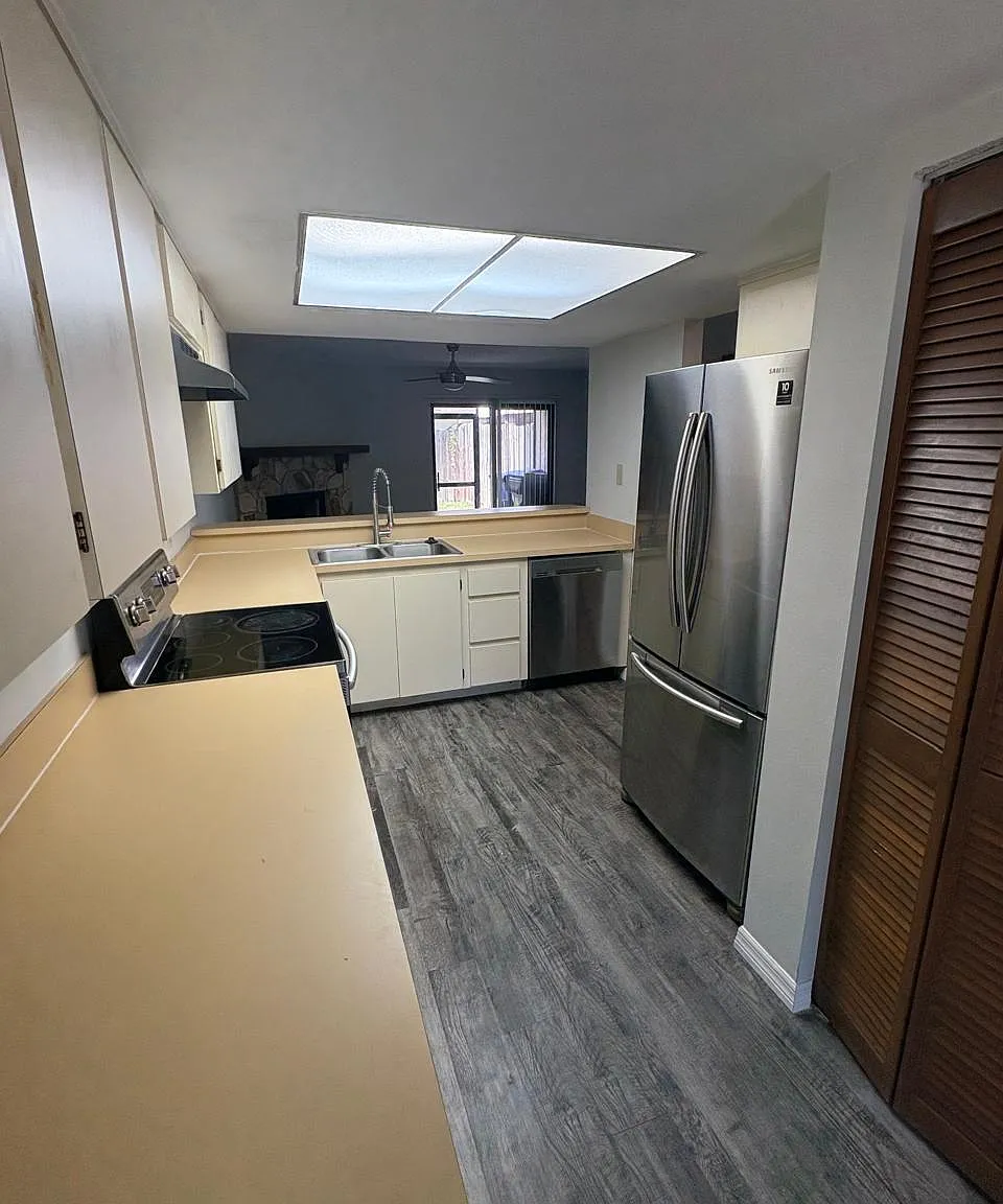 2 bed, 1.5 bath, 1134 sqft, $1,500 — Photo 4