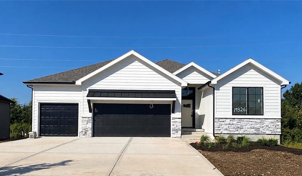 1st image of 19326 Skyview Ln