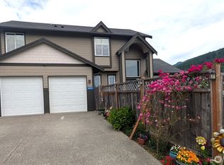 24051 Mangat Ln, Sedro Woolley, WA 98284