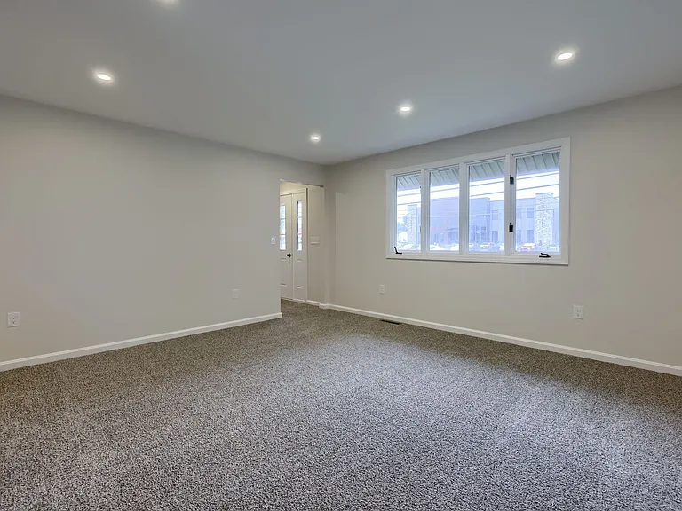 1738 W Main St #A — Photo 25