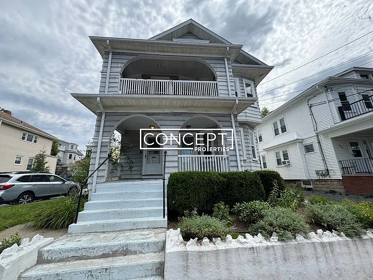 98 W Quincy St #A — Photo 1