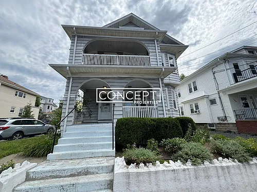 98 W Quincy St #A Photo 1