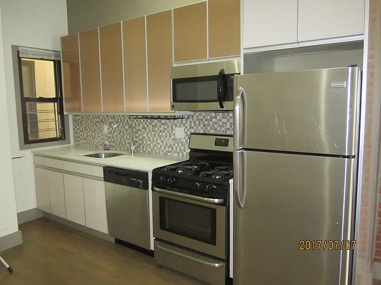 140 Ralph Ave #3A — Photo 6