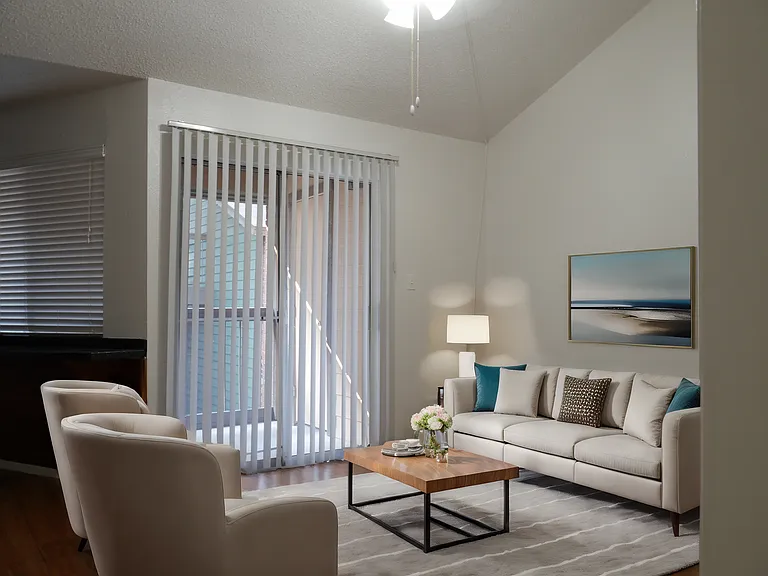 Englebrook Apartments — Photo 8