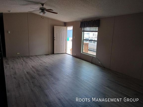 4th image of 2222 E 8th St Lot 89