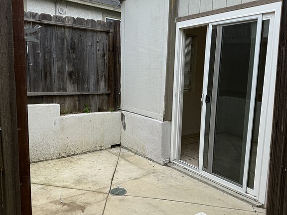 4th image of 1135 S Santa Fe Ave APT 7