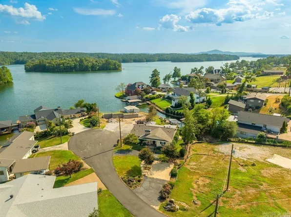 106 Whispering Pine Cv, Hot Springs, AR 71901