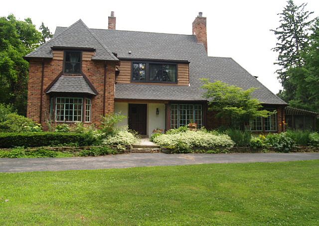 1st image of 2935 Binbrooke Dr