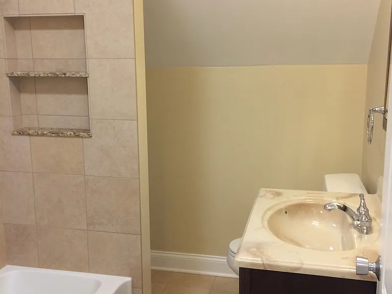 3217 Emmaus Ave — Photo 6