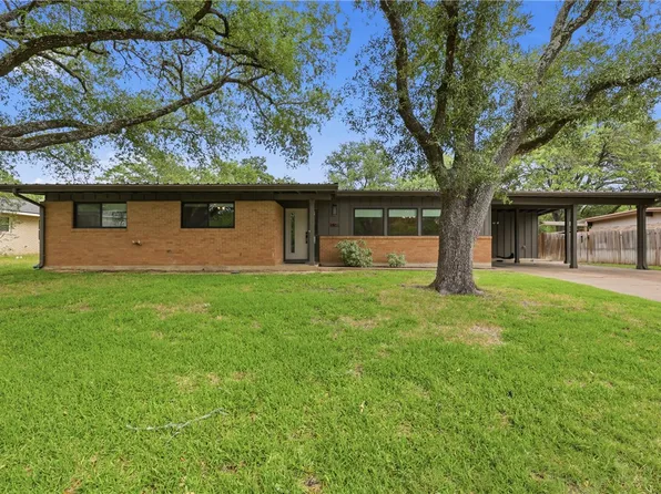 1304 Leacrest Dr, College Station, TX 77840