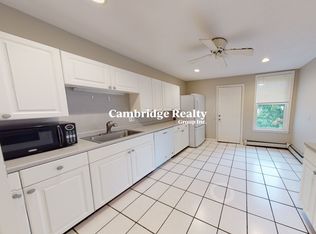 11 Beacon St #2L, Somerville, MA 02143