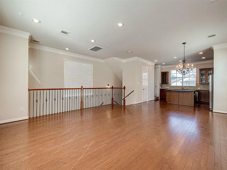3302 Clearview Cir — Photo 10
